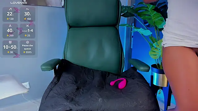 zara_leee's cam snapshot