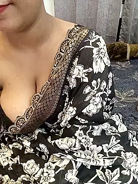 Divya_girl live sex cam