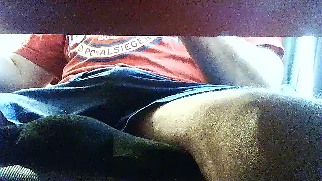 opreatiby's cam snapshot