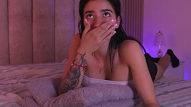 sara_lopee1 live sex cam