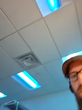 Icebearsticlese's cam snapshot