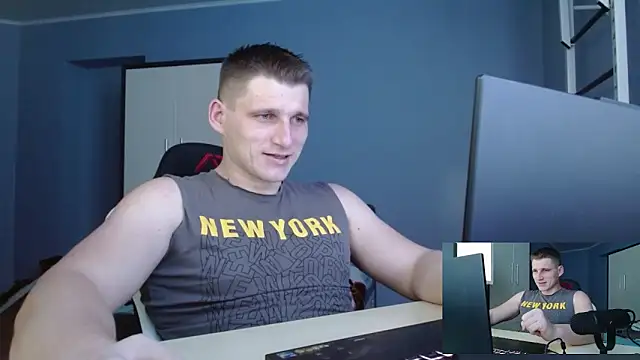 Poliglotjoe1's cam snapshot