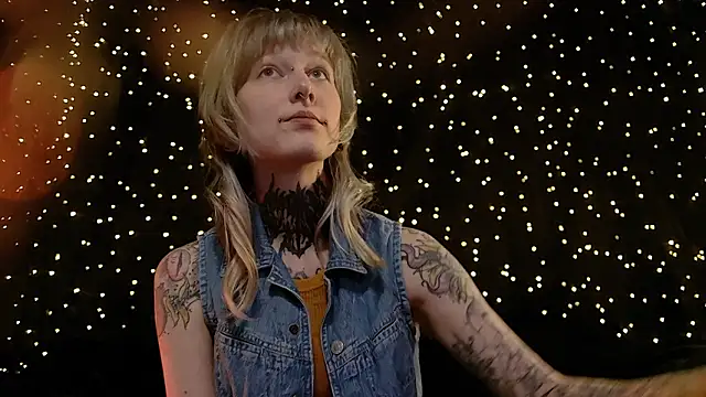 Littlespacemouse live sex cam