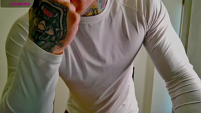 white_King9999's cam snapshot