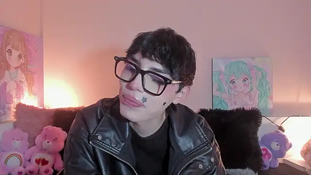 Strawberry_Kitty_ live sex cam