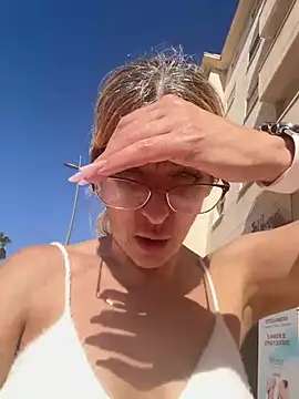 blondyruby live sex cam