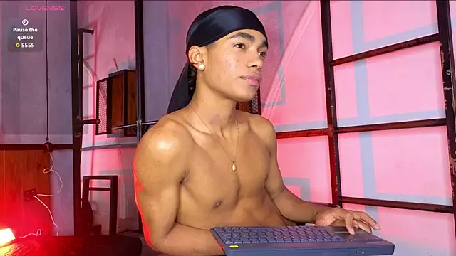 AlanCutee live sex cam