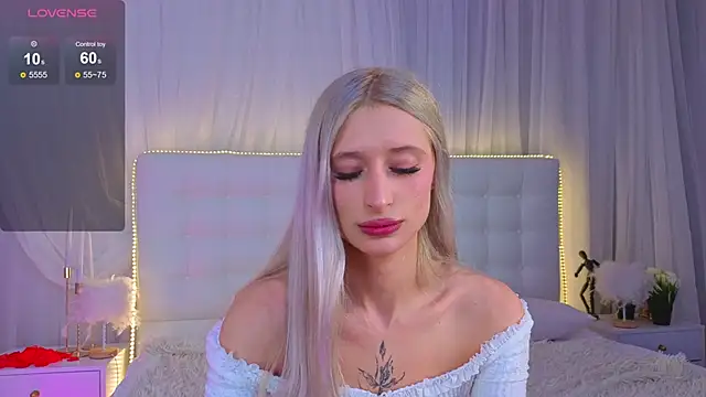 Monica_Leen live sex cam