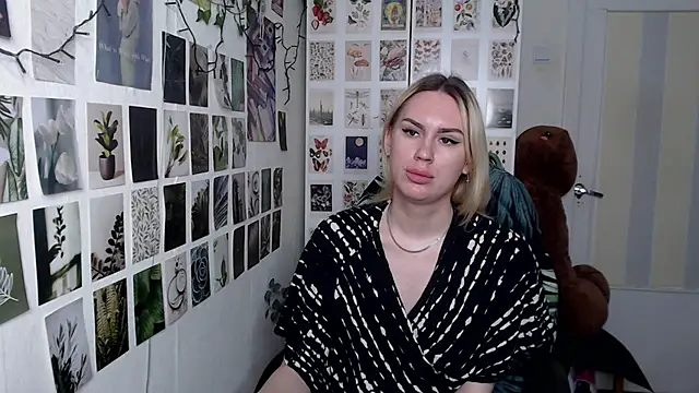 CapriScorpion live sex cam