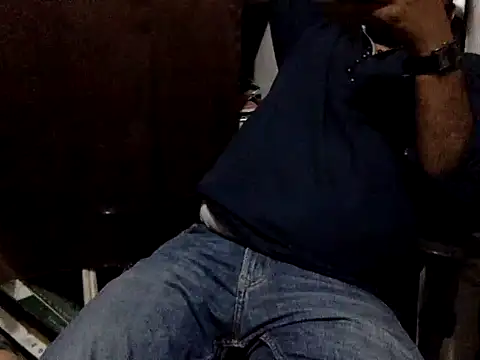 hairy_boy6inch's cam snapshot