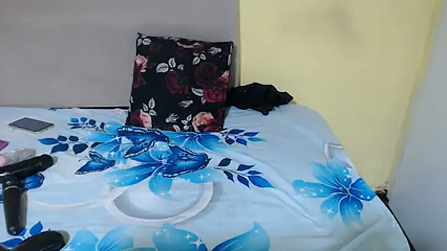 CherryZee's cam snapshot