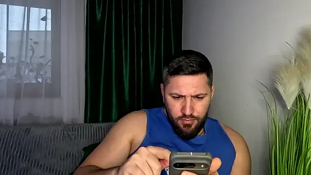 Gold_Alpha_Boy's cam snapshot