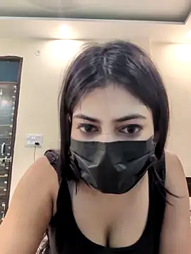 Confident_chic live sex cam