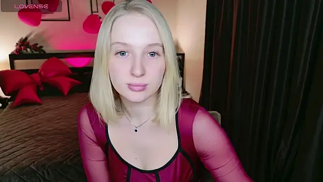 SummerPink's cam snapshot