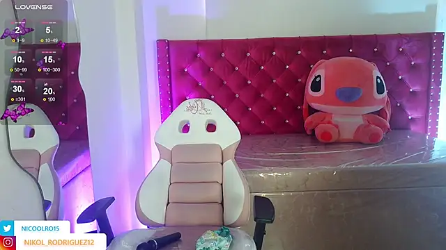 babyy_nicols_m live sex cam