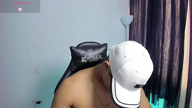 Iamdylan777 live sex cam