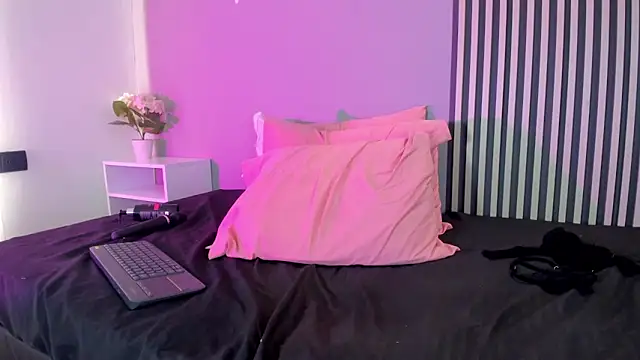 GysellHanson live sex cam