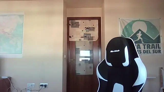 llopaco's cam snapshot