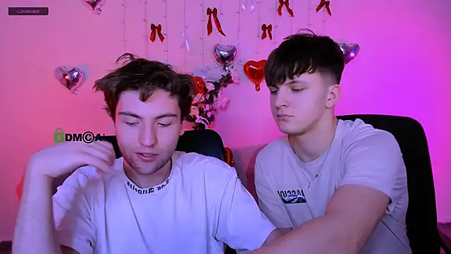 travis_wolf_ live sex cam