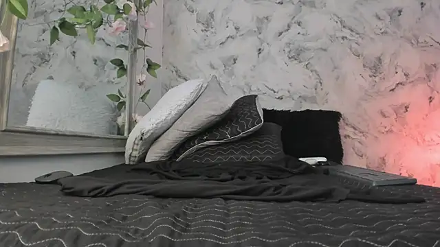 Bella_desi_ live sex cam