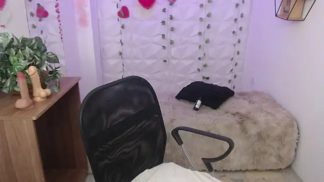 AvaHarper_'s cam snapshot