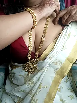 _YOUR_DREAM_FANTASY_'s cam snapshot