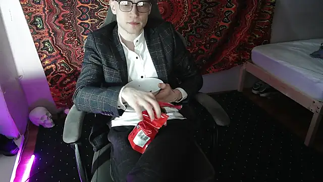 Krieger8841 live sex cam