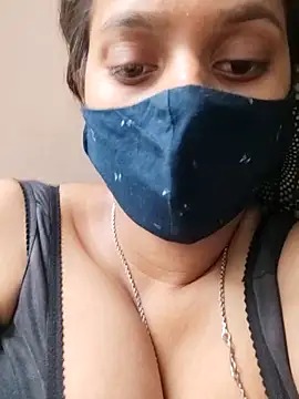 me-leela's cam snapshot