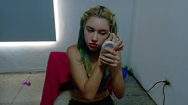 WandaDoll live sex cam