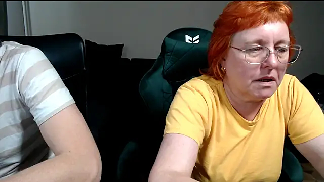 JoannaAndNeighbour live sex cam