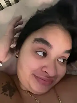 Aloyenita's cam snapshot