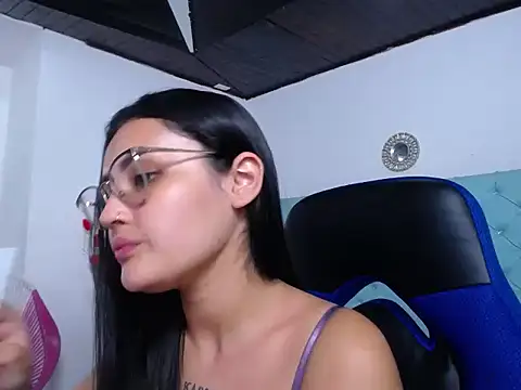 kathe-mills235 live sex cam