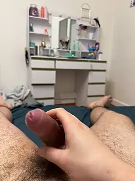 Enzo_showww live sex cam