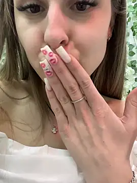 Lina_Away's cam snapshot