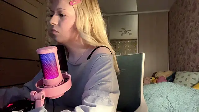 JeneeBIanks's cam snapshot