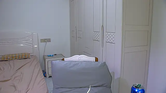 Chocolates-001 live sex cam