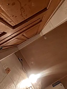 BotDamBigAss live sex cam