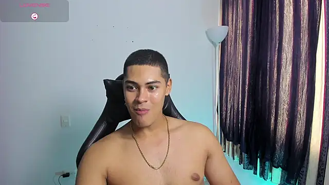 Iamdylan777 live sex cam