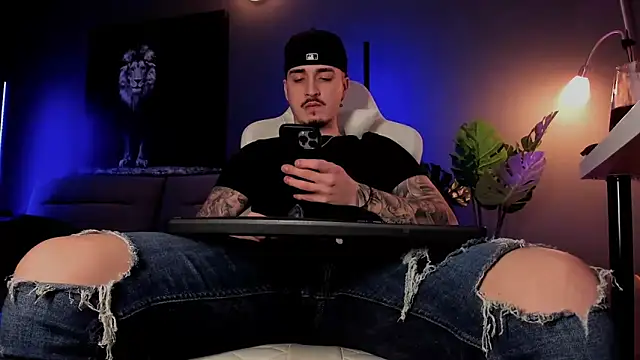 uptomatty live sex cam