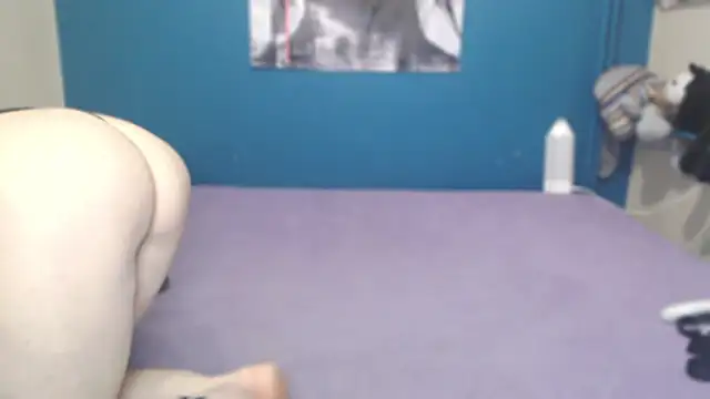 NADINNNE live sex cam