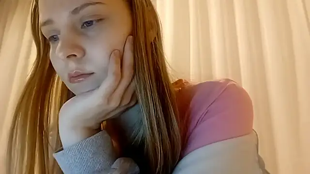 CrackShirker's cam snapshot