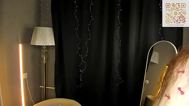 NightGloss's cam snapshot