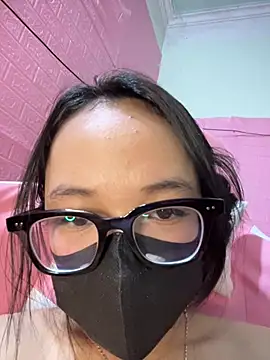 Leeeiuu live sex cam