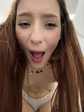 LilluKatten live sex cam