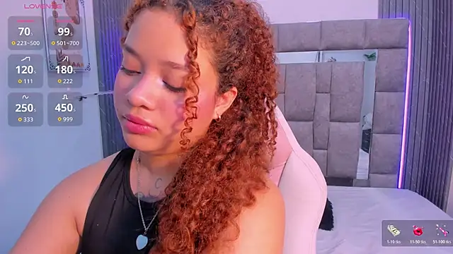 zulyjones live sex cam