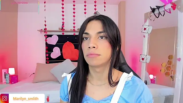 MarilynSmIith live sex cam