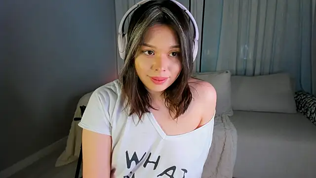 lovesomefreya live sex cam