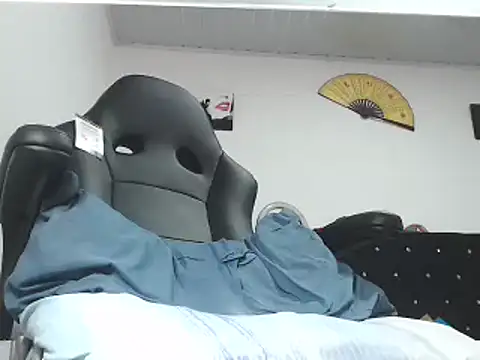 pamelabigcock69 live sex cam