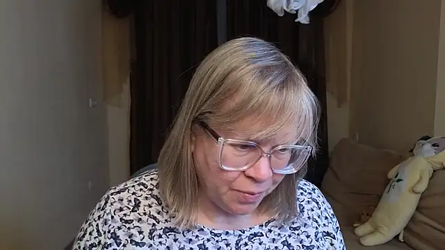 Emma_Eclipsee's cam snapshot