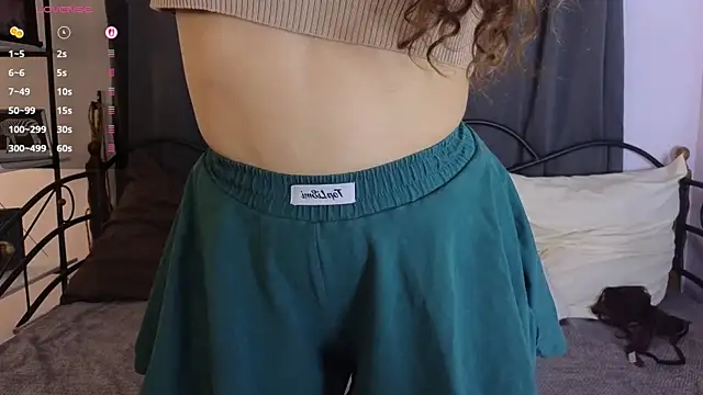 Lili_Torin's cam snapshot